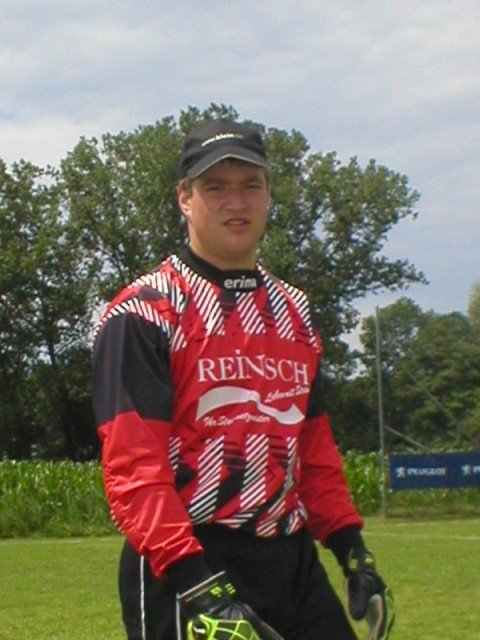 16_fussball schwarzau 2005 005.jpg